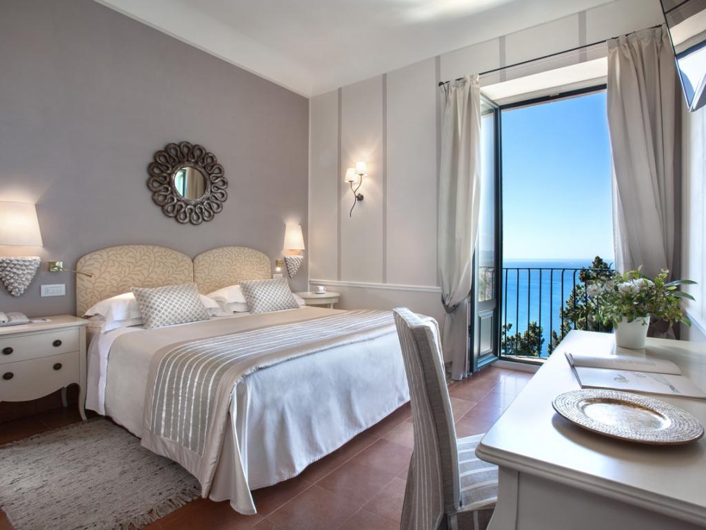 Hotel Villa Belvedere | Sito Ufficiale | Boutique Hotel 4 stelle a Taormina