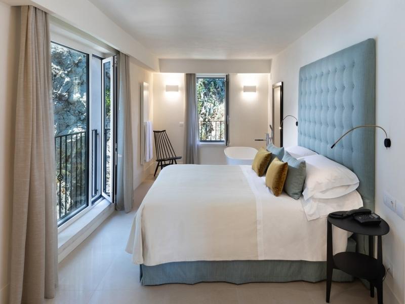 French Balcony | Camere Alberghi a Taormina | Hotel 4 stelle | Boutique Hotel Taormina