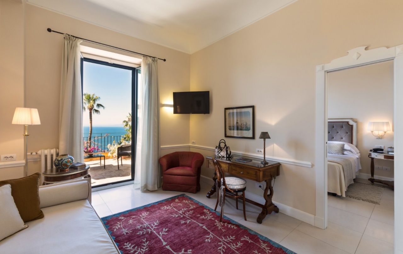 Hotel Villa Belvedere | Site officiel | Hôtel 4 étoiles Taormina Boutique Hotel